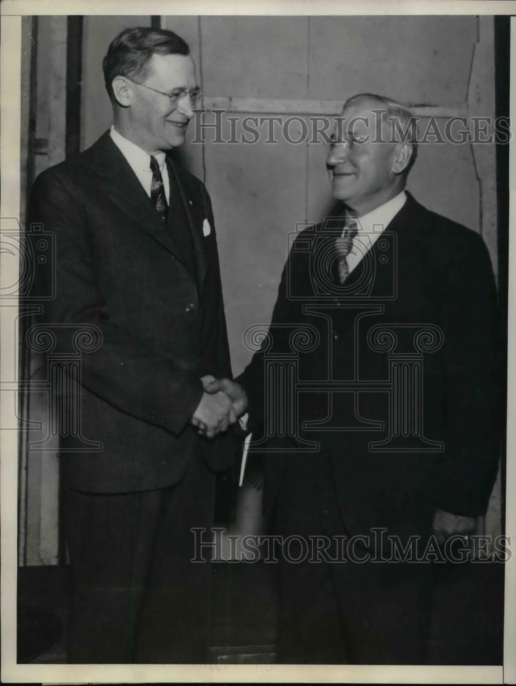 1934 Press Photo Paul C. Stetson, E.E. Oberholter, Superintendent of Schools - Historic Images