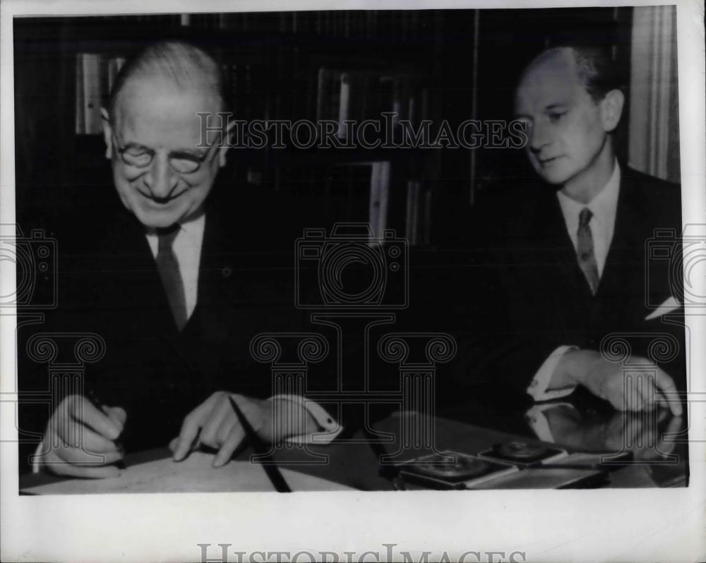 1966 Press Photo Irish President Eamon De Valera & Prime Minister Jack Lynch - Historic Images