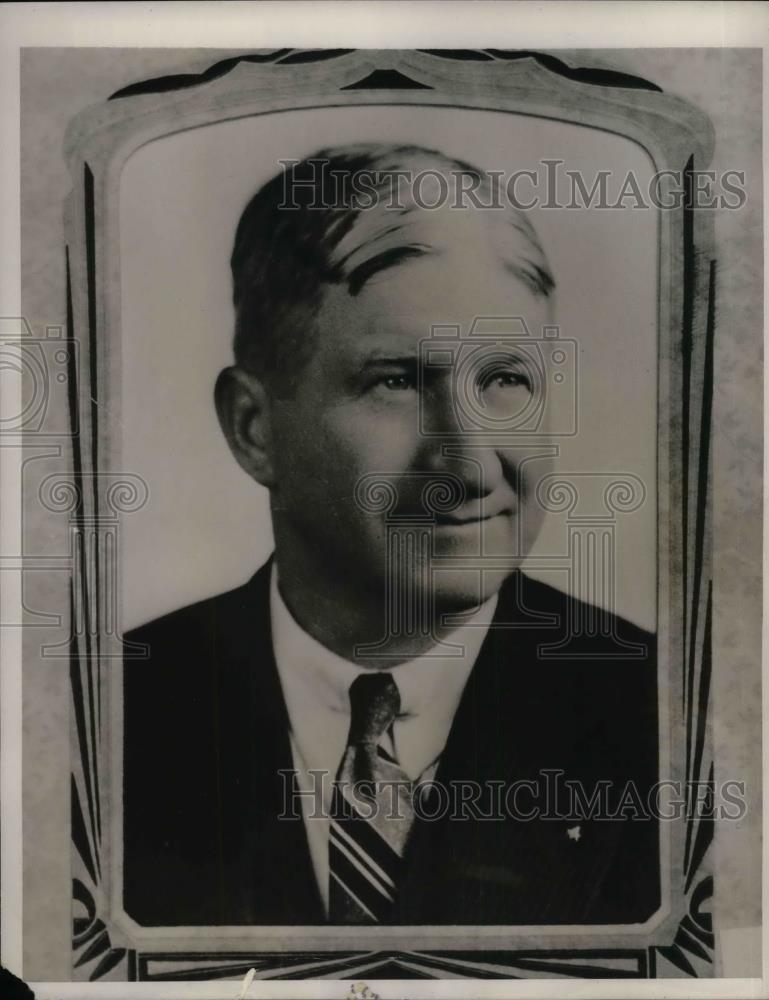1940 Press Photo Joseph Stretcher Deputy County Clerk of Hillsboro - nea33105 - Historic Images