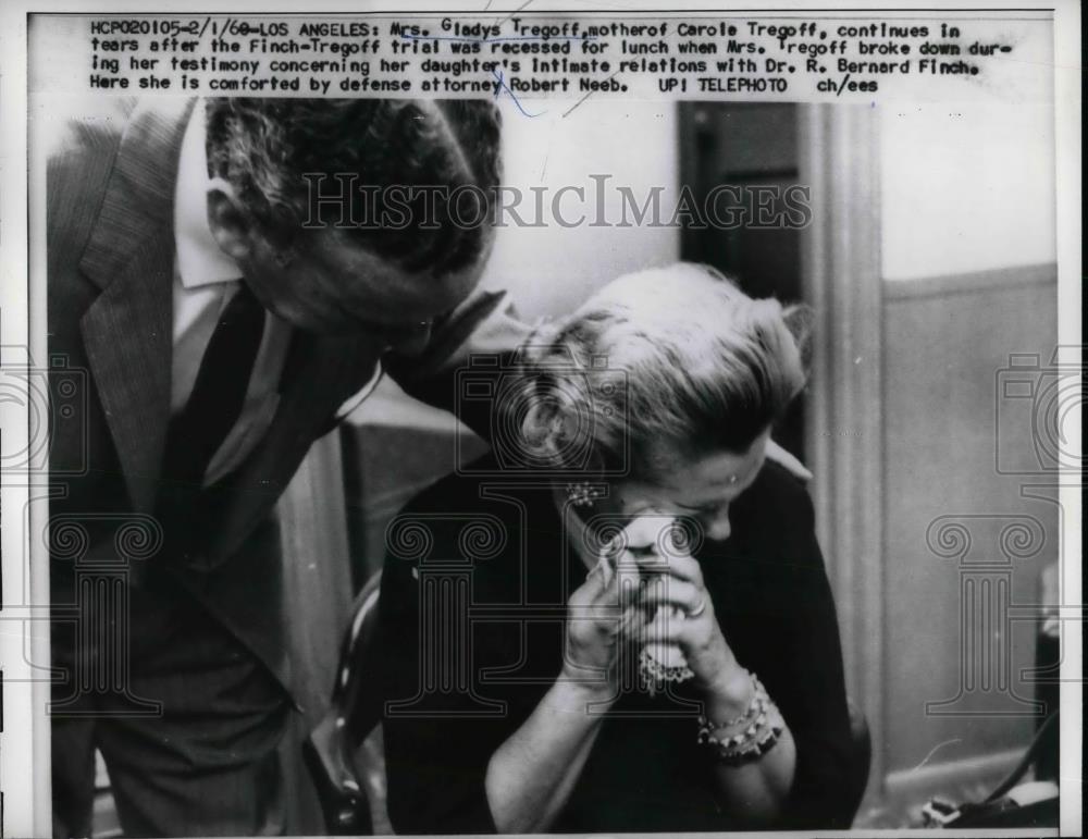 1969 Press Photo Mrs.Gladys Tregoff, Mother of Carole in tears after the trial. - Historic Images