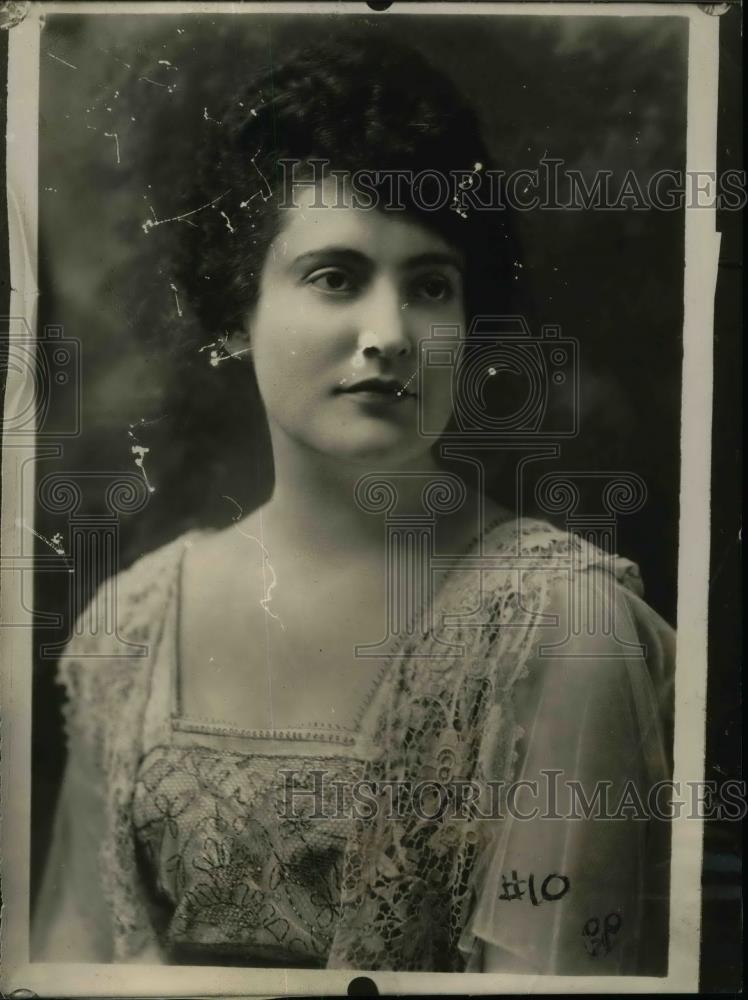 1923 Press Photo Mrs. Rufus S. Day Wife of attorney General - Historic Images