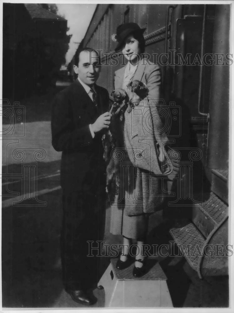 1935 Press Photo Antonio & Rence De Marcos for film "Caliente" - Historic Images