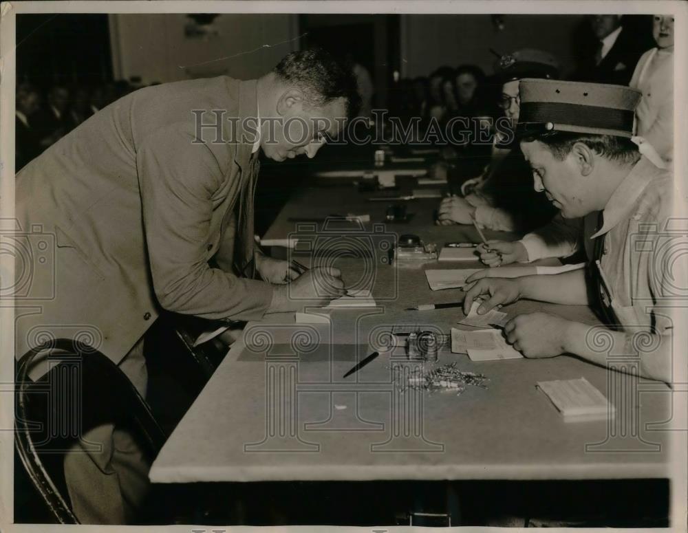 1936 Press Photo John Ansalone Receives Bonus Bonds - Historic Images