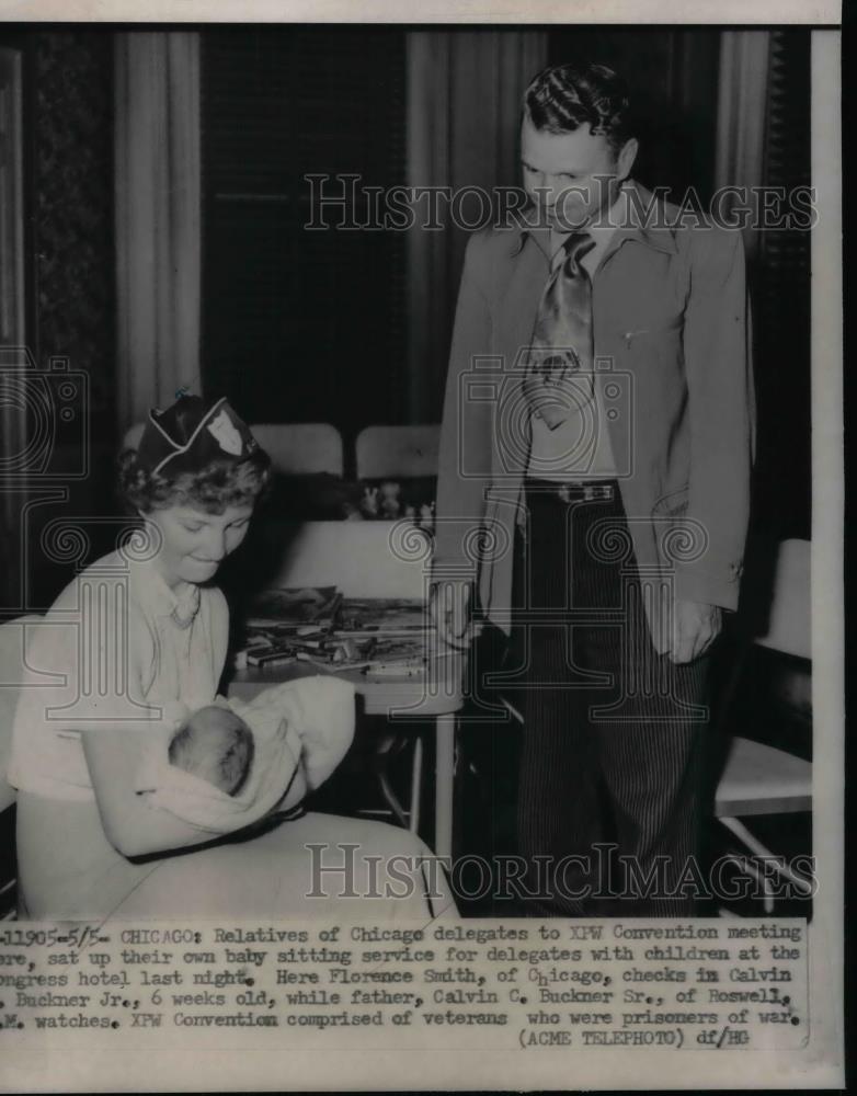 1951 Press Photo Baby Sitting relatives of Chicago Delegates to XPW Convention. - Historic Images