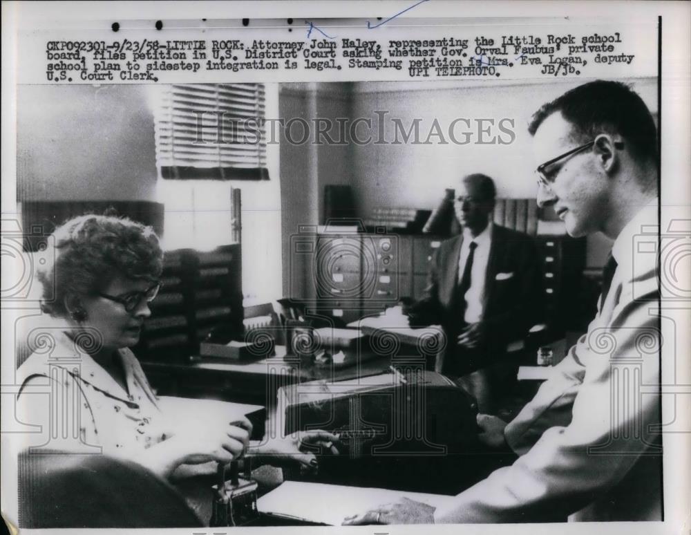 1958 Press Photo Atty John Haley at US DA office in Little Rock - nea33472 - Historic Images