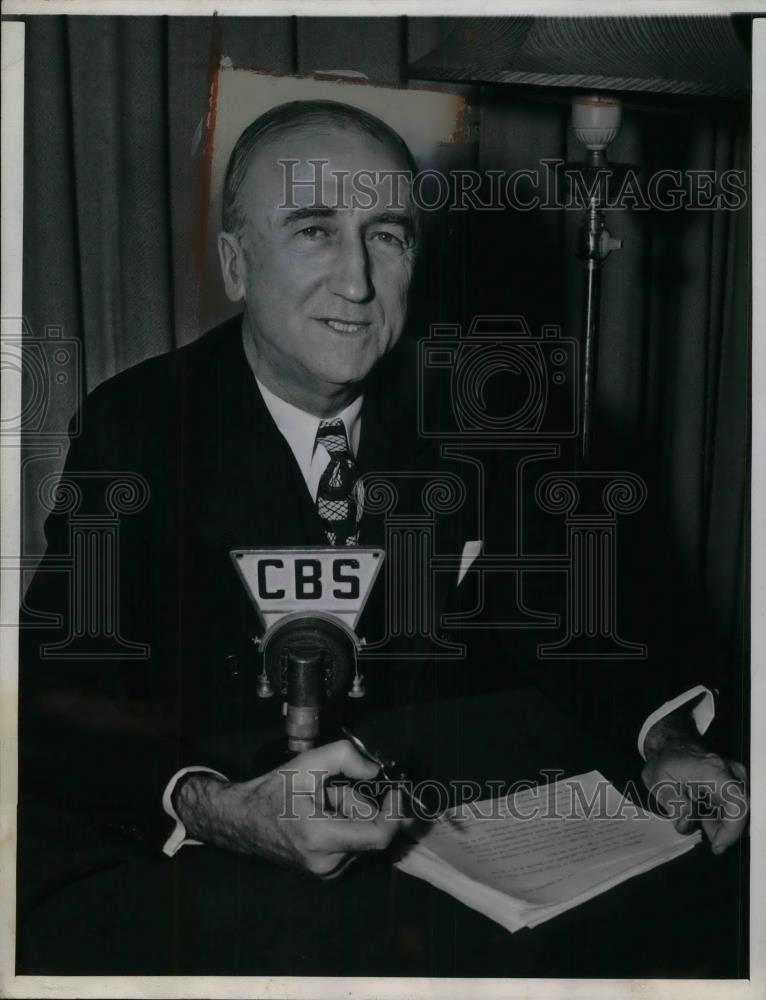 1945 Press Photo Secretary of State James Byrnes with Radio Address - nea33297 - Historic Images