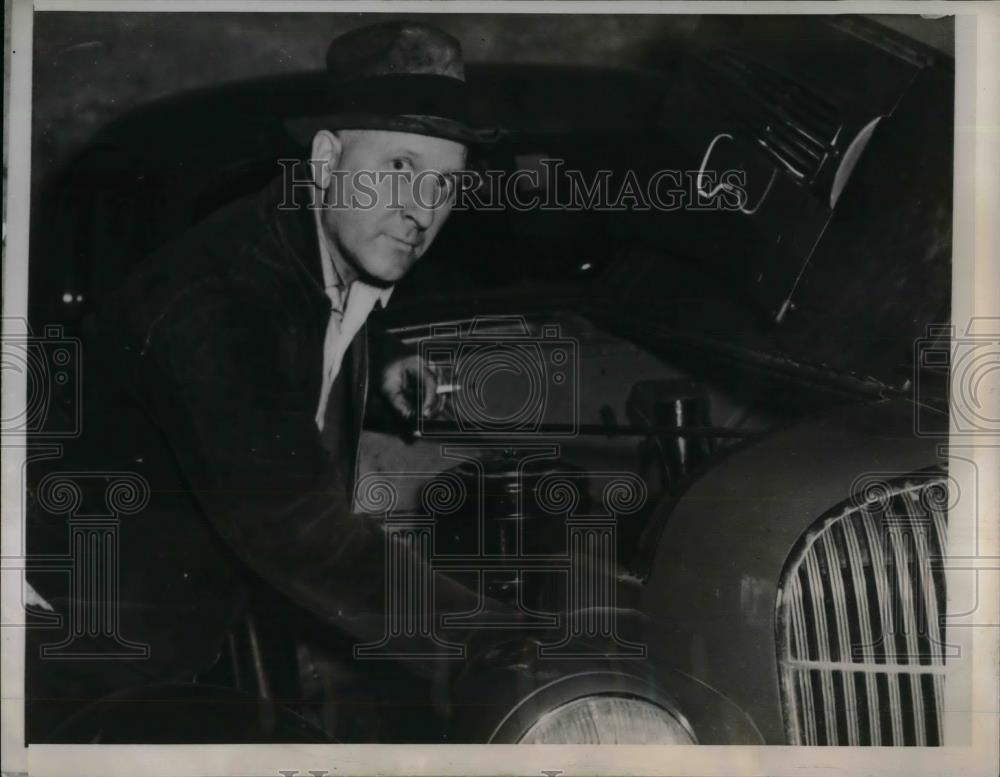 1937 Press Photo Albert Koenig working on a auto engine - nea33478 - Historic Images