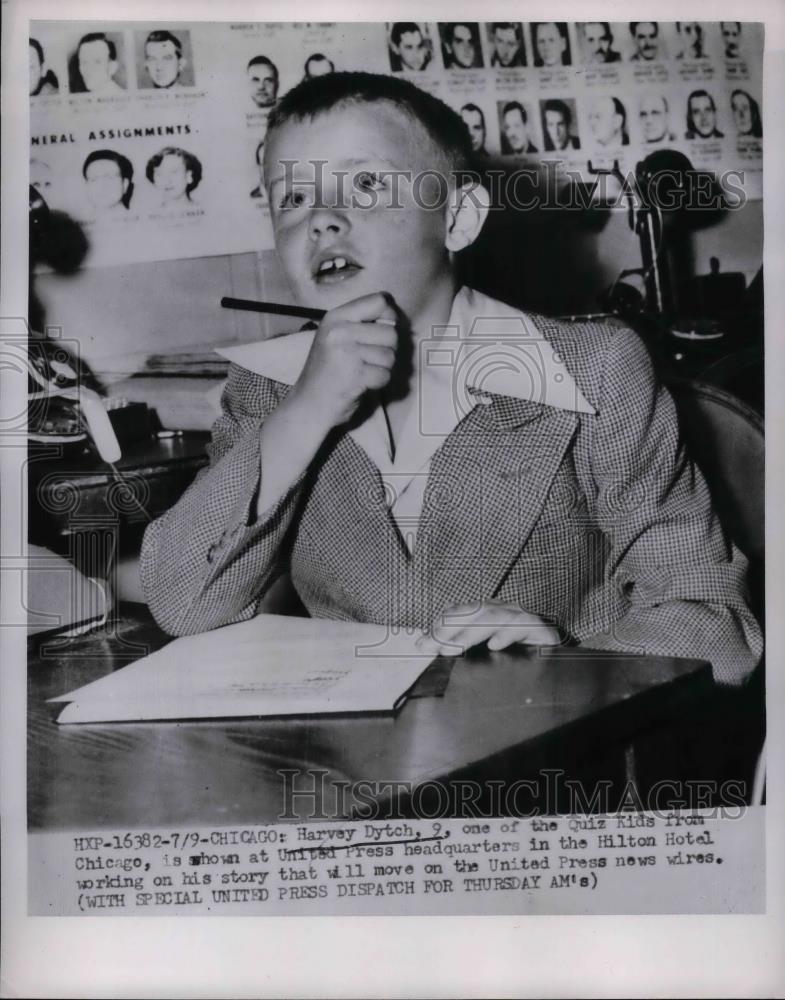 1962 Press Photo Quiz Kid Harvey Dytch Works On Story For United Press - Historic Images