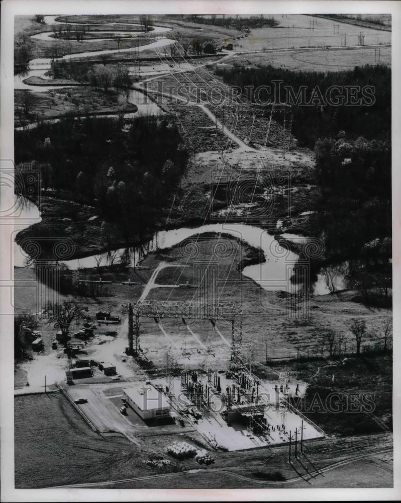 1960 Press Photo Aerial View of General Electric Co. transmission at Mass. - Historic Images