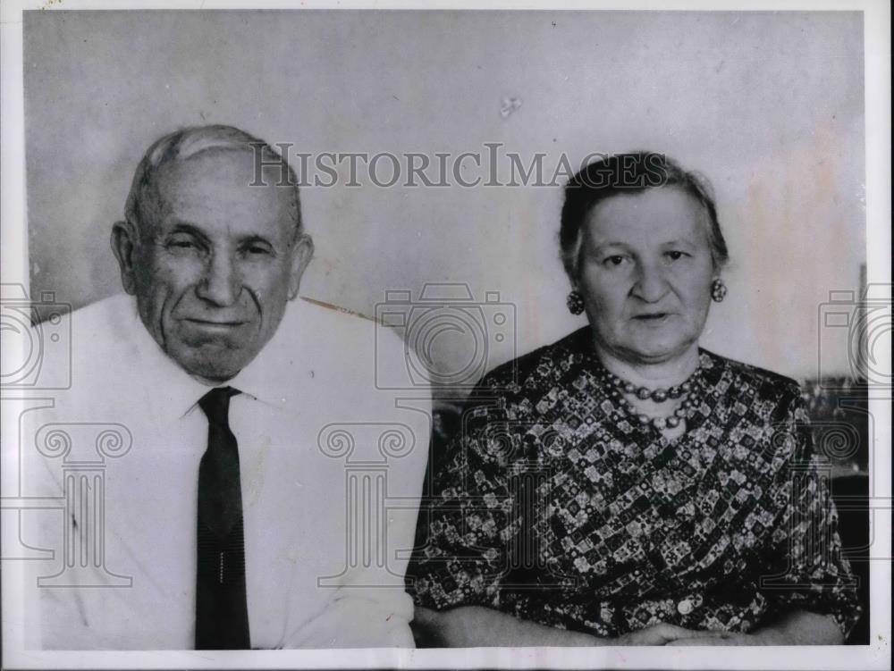 1962 Press Photo Mr. and Mrs. Alfred DiCamillo Golden wedding anniversary - Historic Images