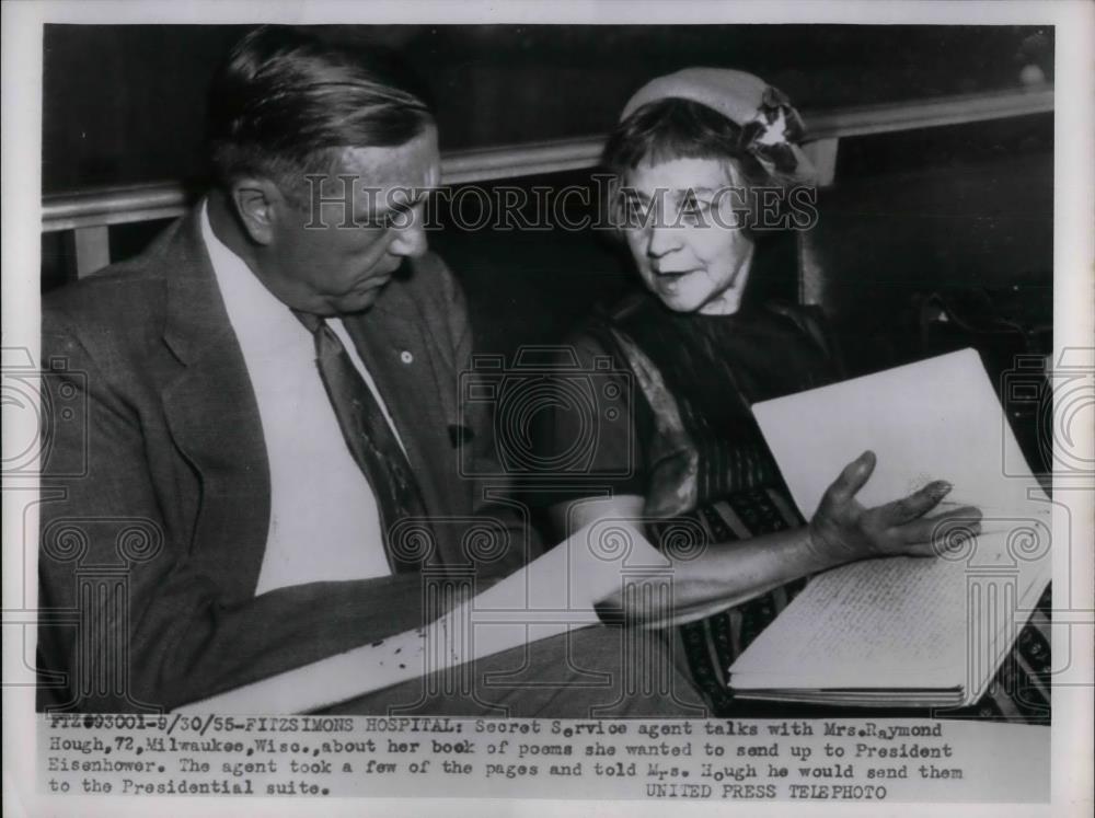 1955 Press Photo Mrs Raymond Hough &amp; Secret Service Agent - nea33386 - Historic Images