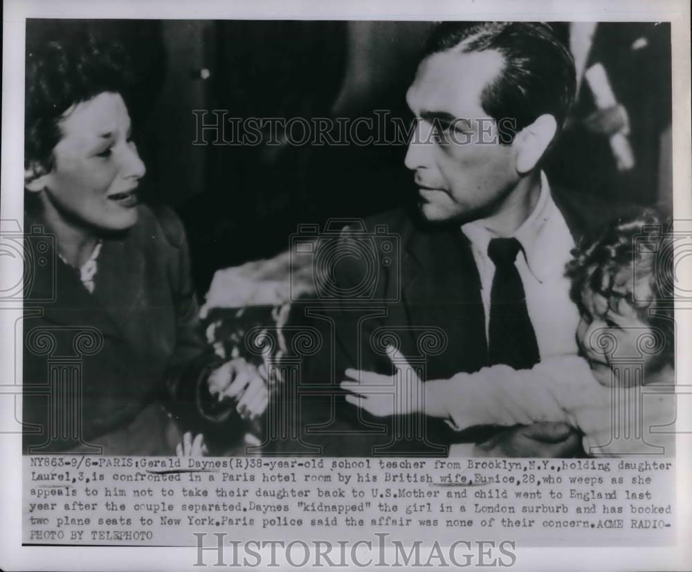 1951 Press Photo Gerald Daynes daughter Laurel British wife Eunice - nea32581 - Historic Images