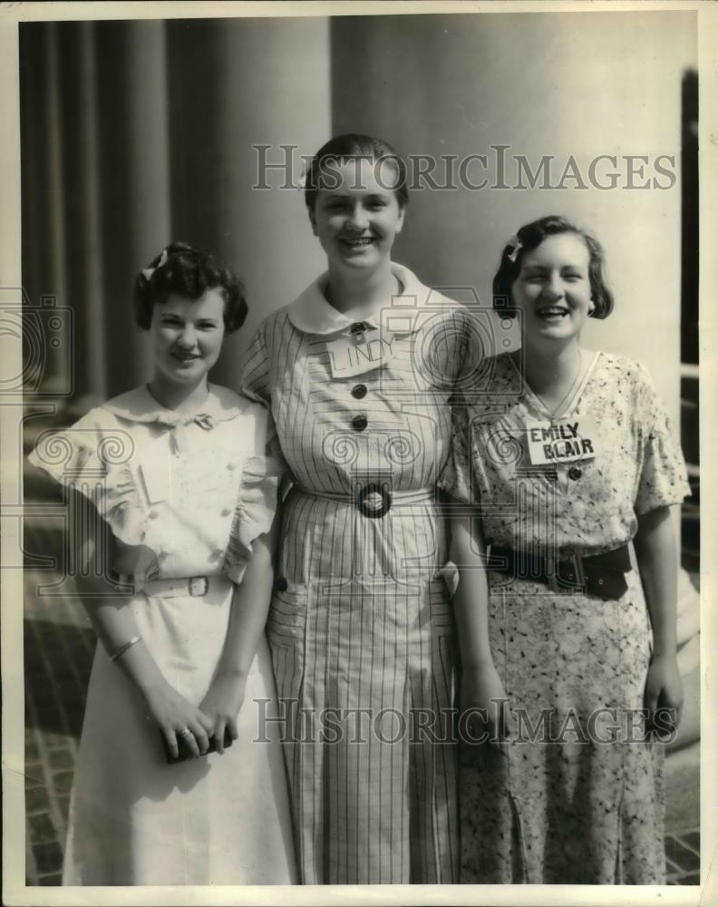 1934 Press Photo Margaret Louise Halloway,Emily Mary Blair,Carolyn Linde - Historic Images