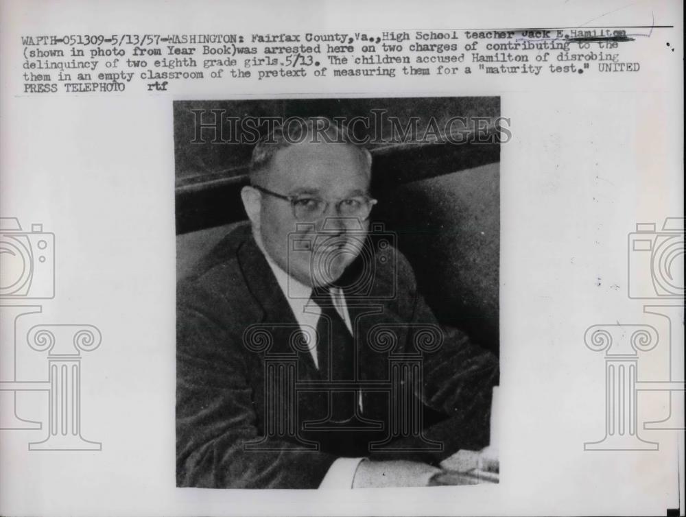 1957 Press Photo HS teacher Jack E, Hamilton at trial for delinquency of minors - Historic Images