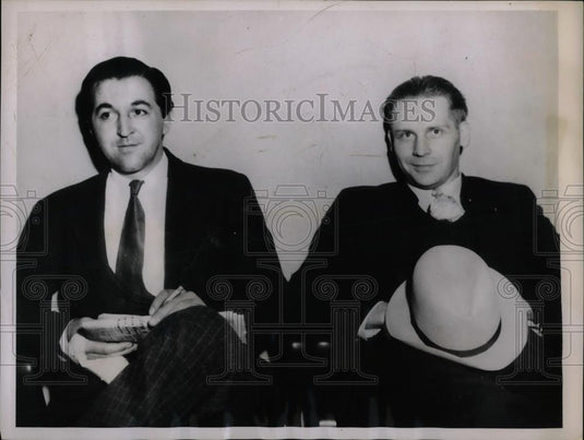 1935 Press Photo George Shingleton & his atty Paul Monningh for extortion charge - Historic Images
