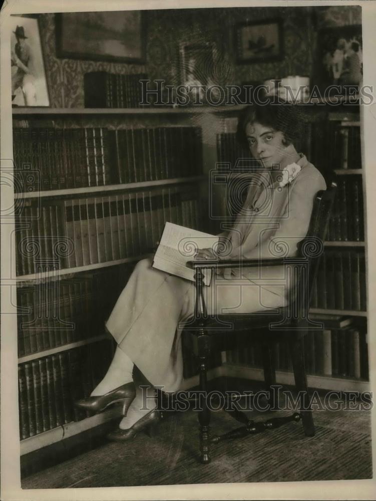 1926 Press Photo Miss Wallace Ried - nea33255 - Historic Images
