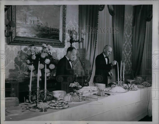 1945 Press Photo Waiters Light Candles, Catered Buffet Supper of Salmon, Turkey - Historic Images