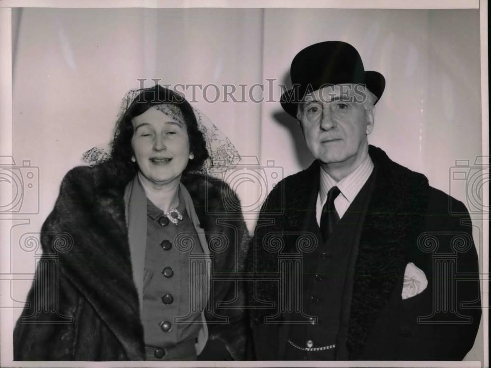 1938 Press Photo Lord and Lady Sackville - nea32660 - Historic Images