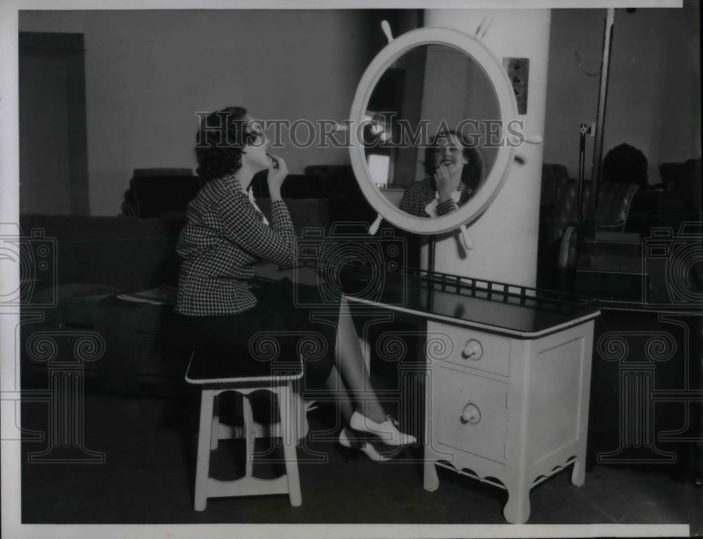 1935 Press Photo Vanity at American Furniture Summer Exhibit Grayce Voiles - Historic Images