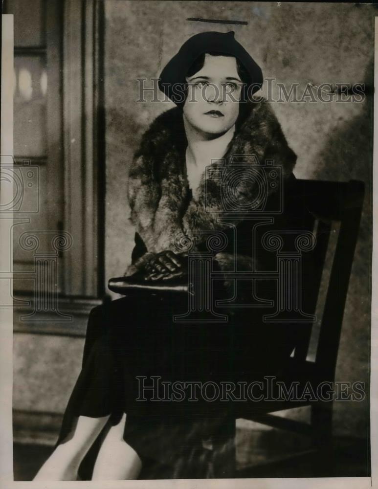 1935 Press Photo Mrs Lucille Thorne Horan Ex-Vanity Girl - nea29857 - Historic Images