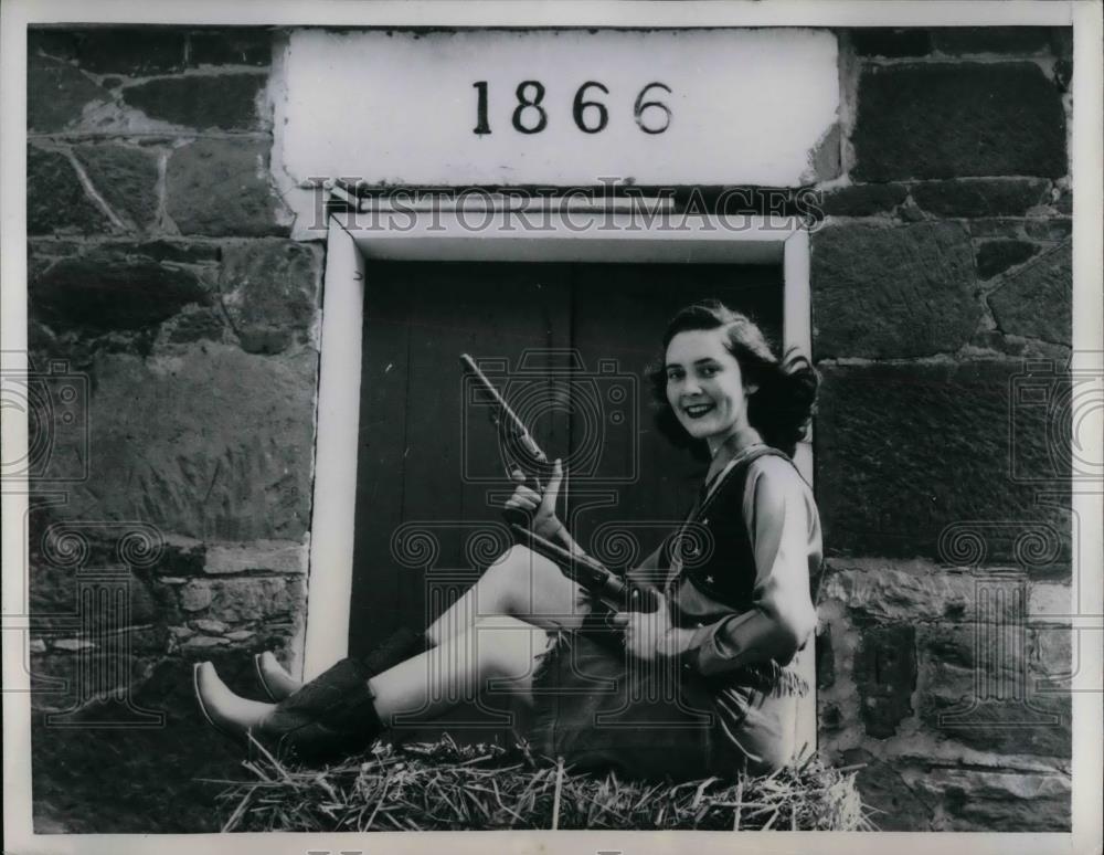 1957 Press Photo Model Carol Shoup at Ft Larned, Kansas - nea30279 - Historic Images
