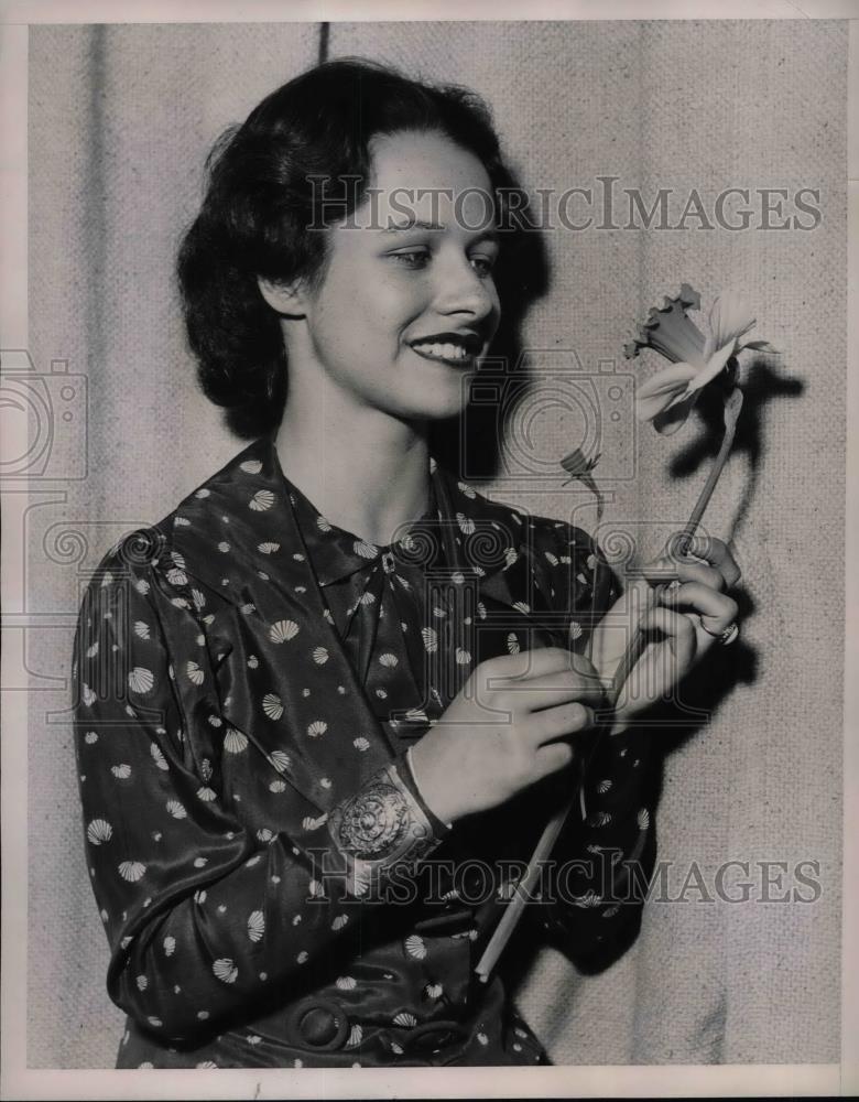 1936 Press Photo Miss Jerry Bergh Spring Flower Festival - nea28883 - Historic Images