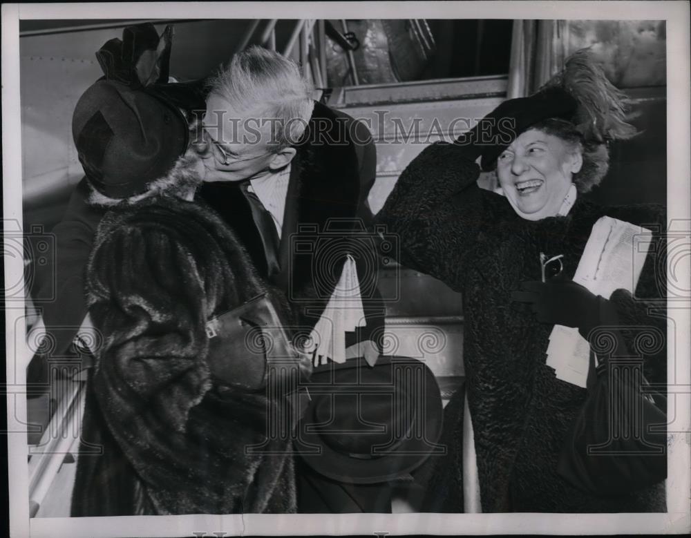 1947 Press Photo Advisor to Sec of State John Foster Dulles & wife - Historic Images