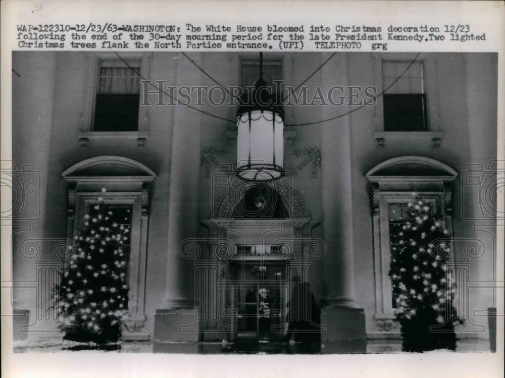 1963 Press Photo Christmas Decorations at The White House - Historic Images