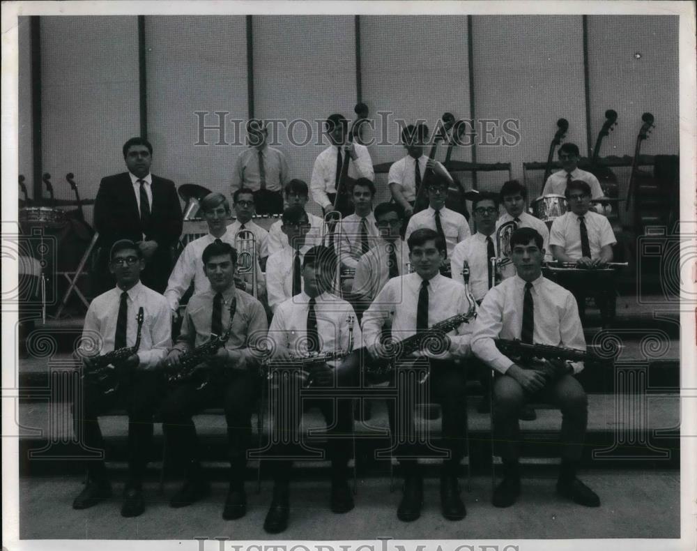 Press Photo Heights High School band at practice - nea33611 - Historic Images