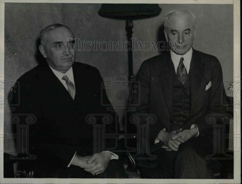 1933 Press Photo French Ambassador Paul Claudel, Cordell Hull, Sec. of State - Historic Images