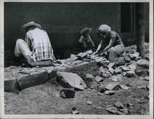 1960 Press Photo People of Tsintzuntzan Mexico Aided by UNICEF - nea31824 - Historic Images