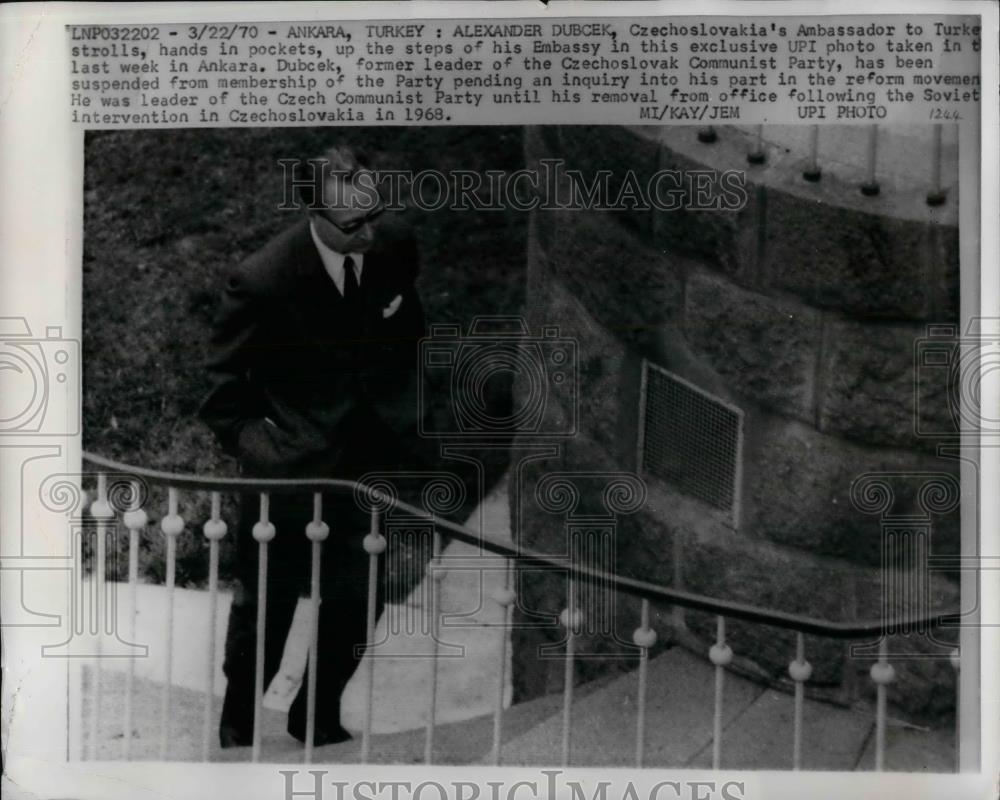 1970 Press Photo Alexander Dubcbk, the Czechoslovakia's ambassador to Turkey. - Historic Images