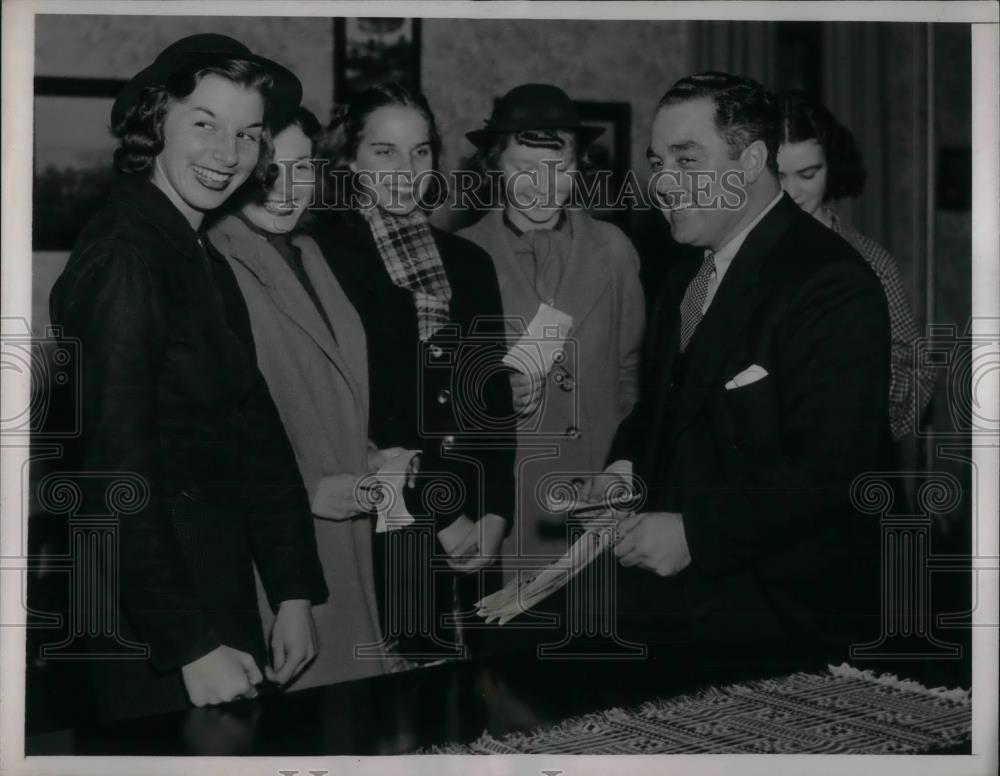 1937 Press Photo Betty Smith,Margaret Brua,Pat Brewster,Shirley Egglefield - Historic Images