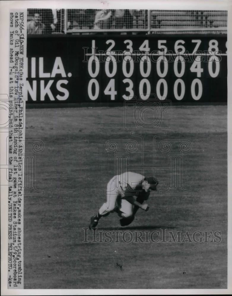1964 Press Photo Gus Zerniel Philadelphia Athletics Gil McDougald's - nea40126 - Historic Images