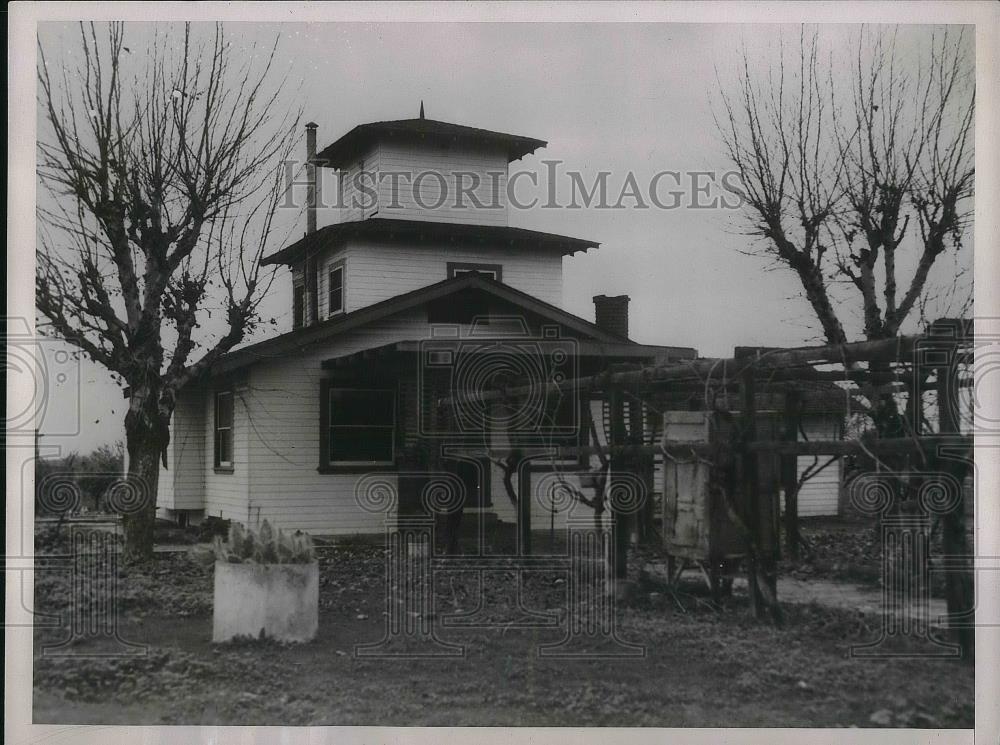 1936 Press Photo Home where Feindish Christmas Day Murder at Fresno California. - Historic Images