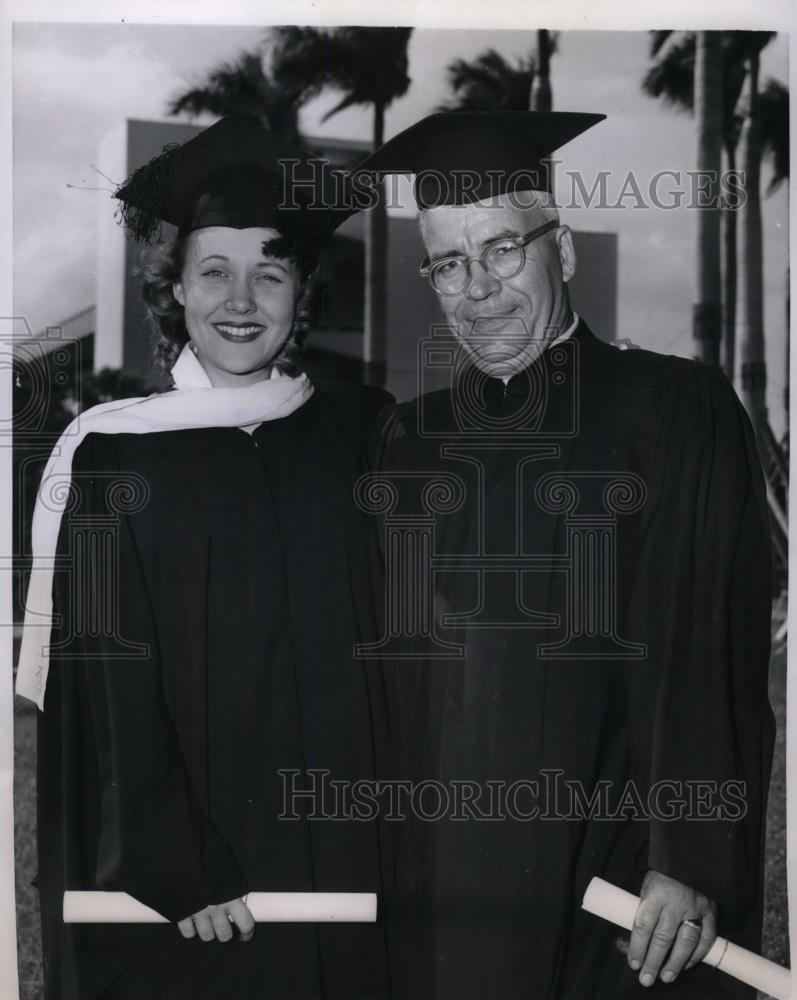 1951 Press Photo Robert L. Lewis, Daughter Wilheimina, Univ. of Miami - Historic Images