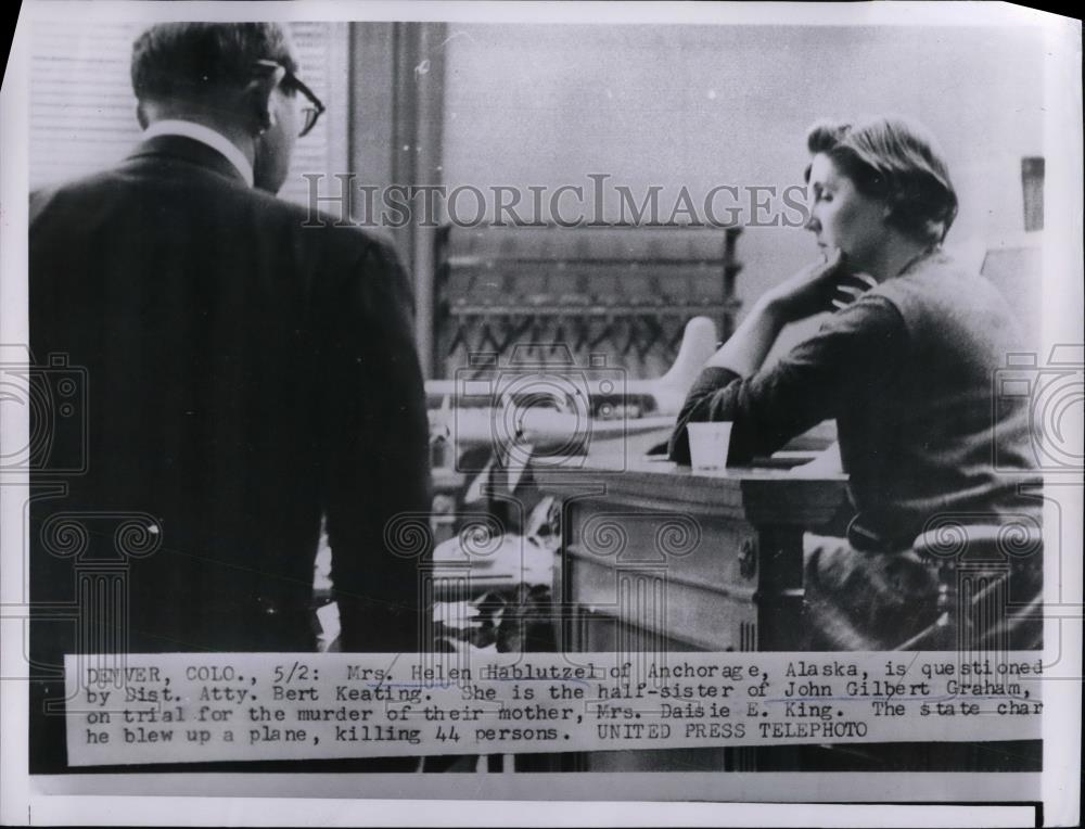 1956 Press Photo Mrs Helen Hablutzel Testifying at Half Brothers Trial Killed Mo - Historic Images