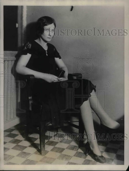1931 Press Photo Mrs Celia Henzel at court over her marriage - nea34682 - Historic Images
