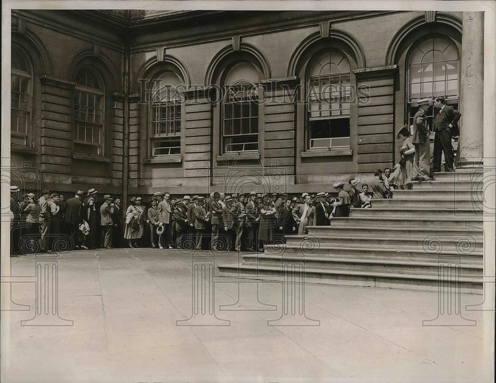 1939 Press Photo City Hall Gives Free Tickets To See King And Queen Visiting NY - Historic Images