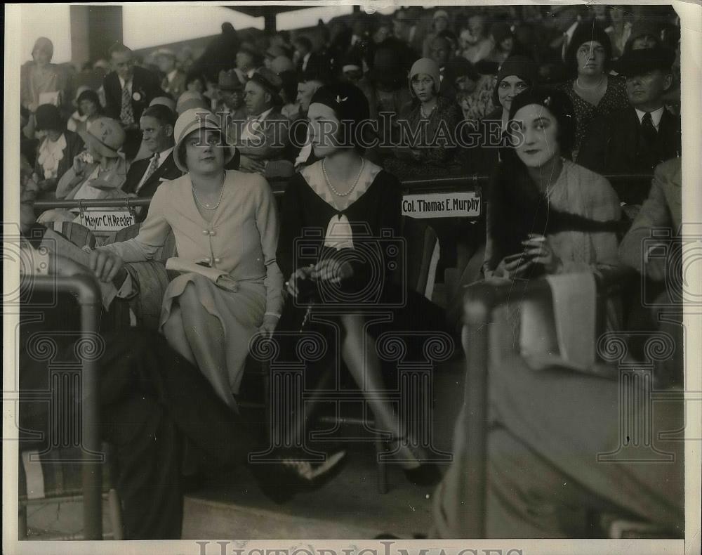 1930 Press Photo Catherine Hare, A. Devereaux, Pauline Munn at Miami Jockey Club - Historic Images