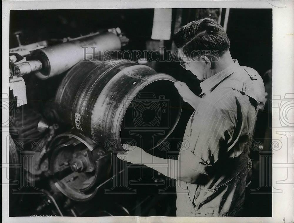 1946 Press Photo Tire Building Machines - nea38341 - Historic Images