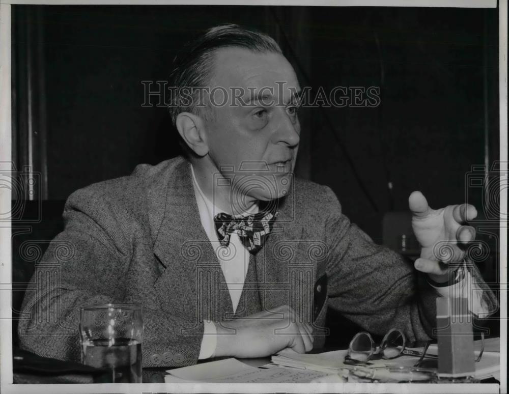 1947 Press Photo Russell Snodgrass. VP of B& O Railroad - nea37467 - Historic Images