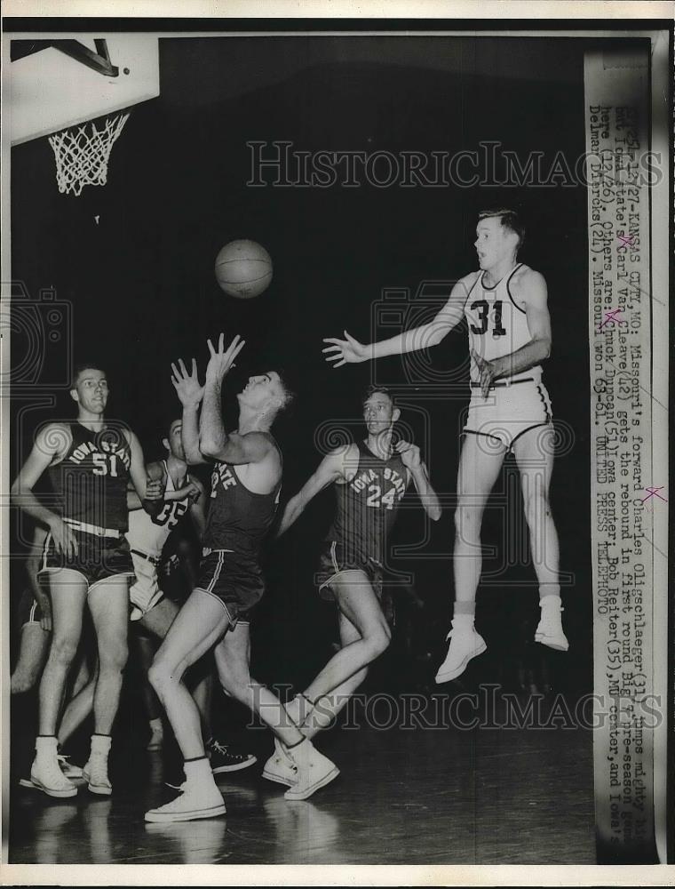 1952 Press Photo Iowa State&#39;s Carl Van Cleave Takes The Rebound - nea41117 - Historic Images