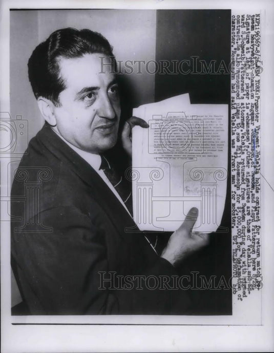 1959 Press Photo Vincent Velella & contract for boxing Johansson vs Patterson - Historic Images