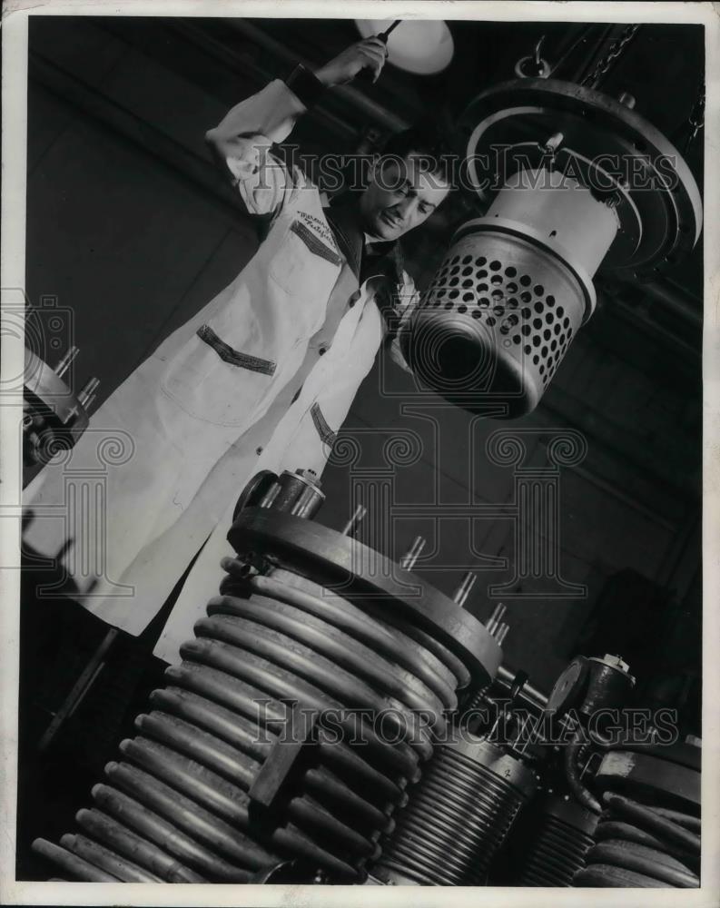 1941 Press Photo Westinghouse Electric & Manufacturing Company - nea34835 - Historic Images