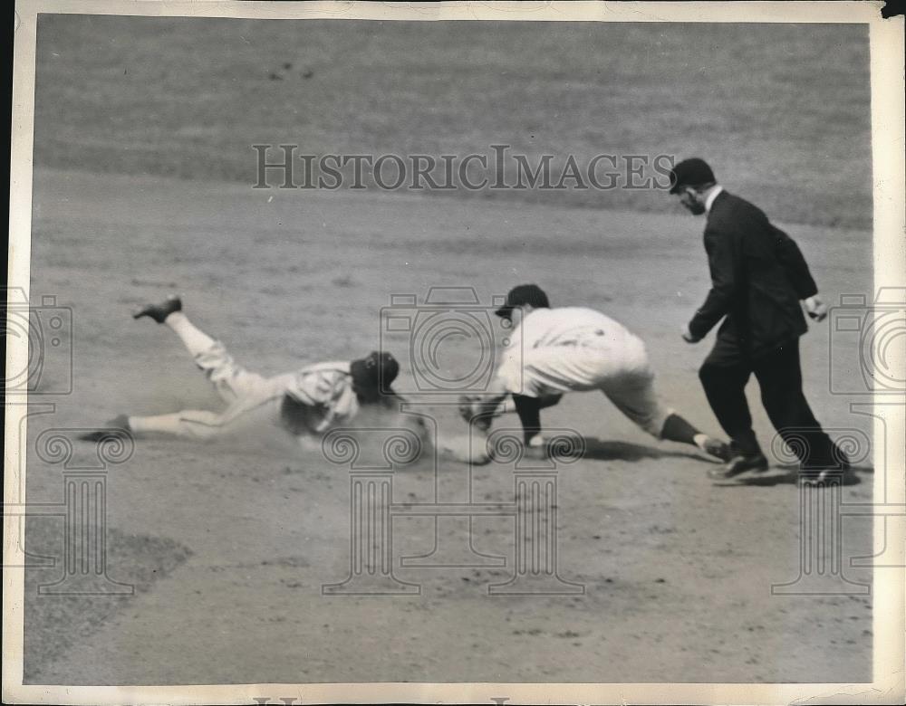 1944 Press Photo Thurman Tucker slides safely, Mike Milosovich makes tag - Historic Images