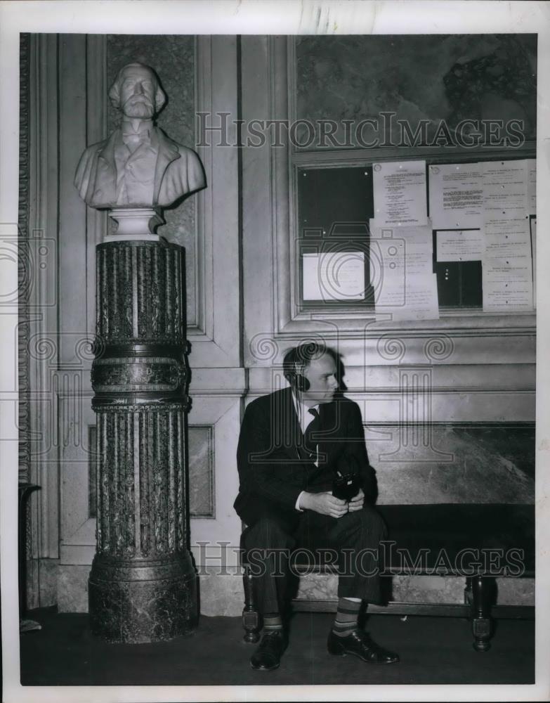 1954 Press Photo Delegate Listens to European Interparliamentary Conference - Historic Images