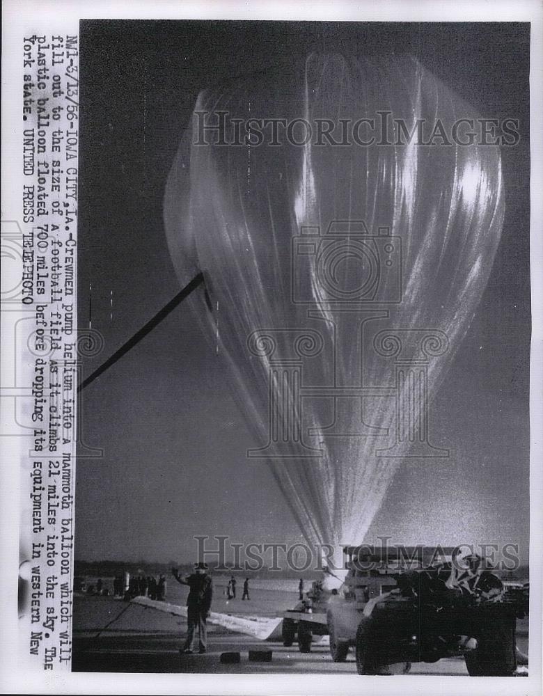 1956 Press Photo Pumping Up A Giant Balloon It Traveled Over 700 Miles - Historic Images