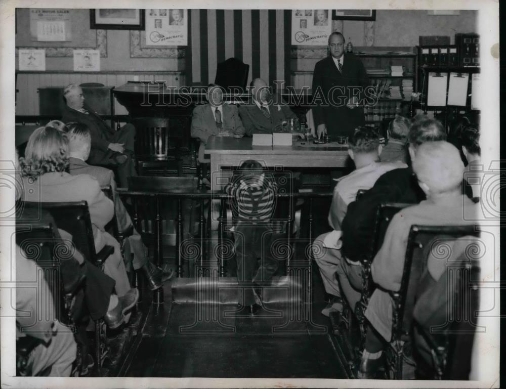 1950 Press Photo Watseka Senator Scott Lucas in Courtroom - nea37313 - Historic Images