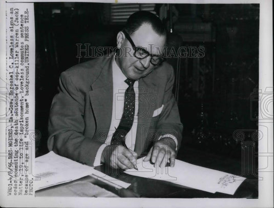 1956 Press Photo Iowa Governor Herschel C. Loveless, Prisoner Warren Jack Nutter - Historic Images